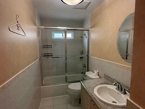 3rd image of 10 Cornelia St #2