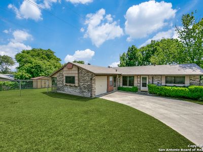 213 Regal Oaks Dr, Live Oak, TX, 78233