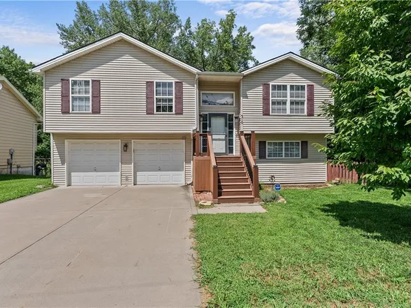 310 NE 90th Ter, Kansas City, MO 64155