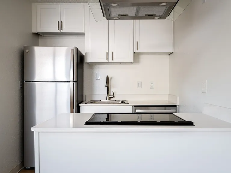 Forty9 Jamieson Apartments — Photo 13