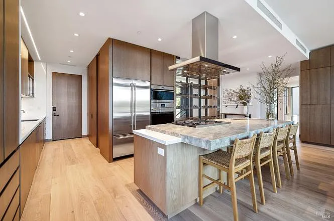 160 Woodlands Dr — Photo 38