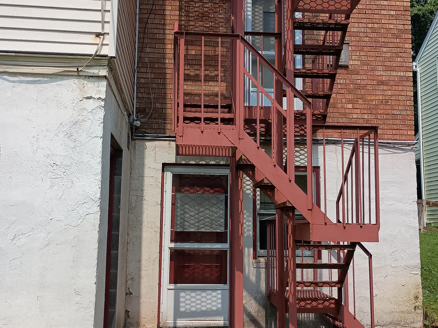 2 bed, 900 sqft, $1,598 — Photo 3