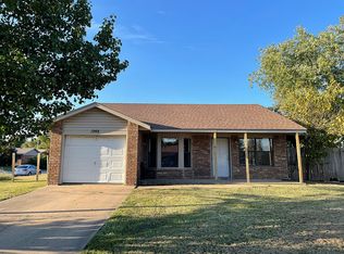 1202 E Maple St, Fort Gibson, OK 74434