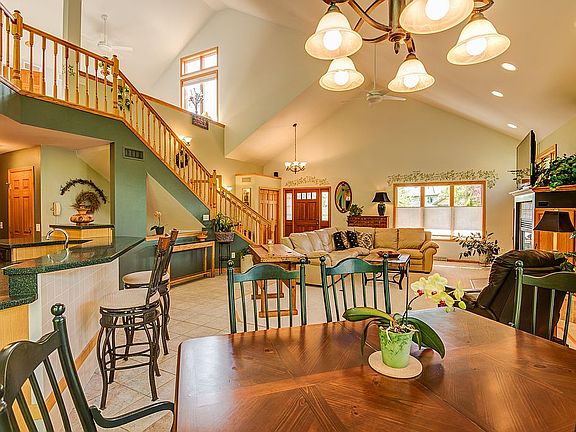 4th image of 1012 Kettle Woods Dr