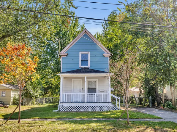 944 Walnut St #1, Elyria, OH 44035