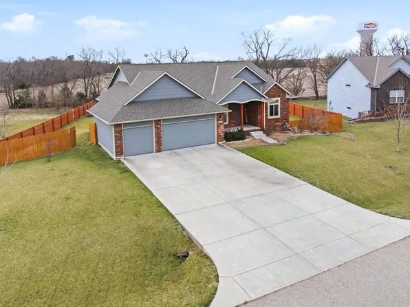 1233 E Bearhill Cir, Park City, KS 67147
