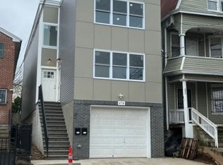 478 S 16th St #2, Newark, NJ 07103