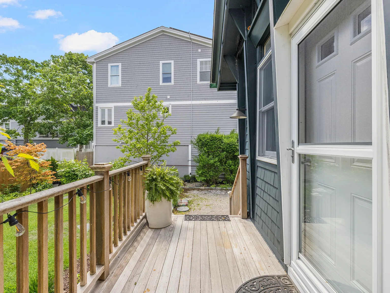 1 bed, 1.5 bath, 516 sqft, $5,000 — Photo 2