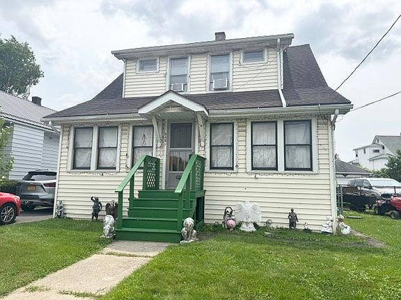 2nd image of 342 Floral Ave