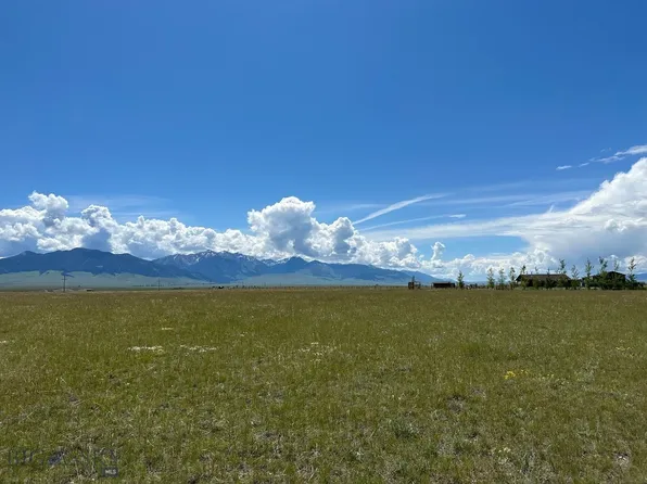 18 Hippie Ln, Cameron, MT 59720