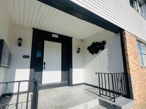 111 Bridge St #11