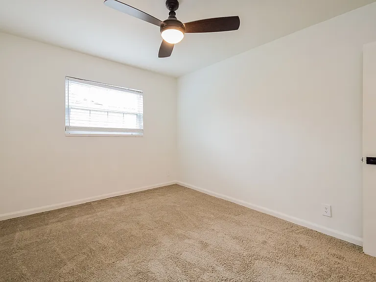 401 Clifton Rd NE #3 — Photo 13