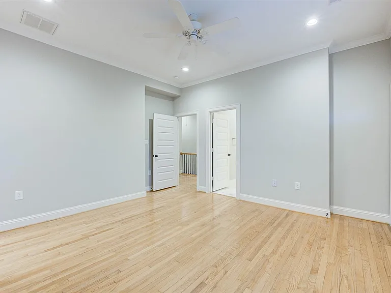 2202 Wentworth St #B — Photo 26
