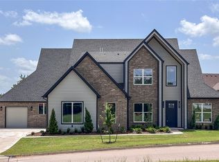 4548 Maple Ridge Dr, Edmond, OK 73034