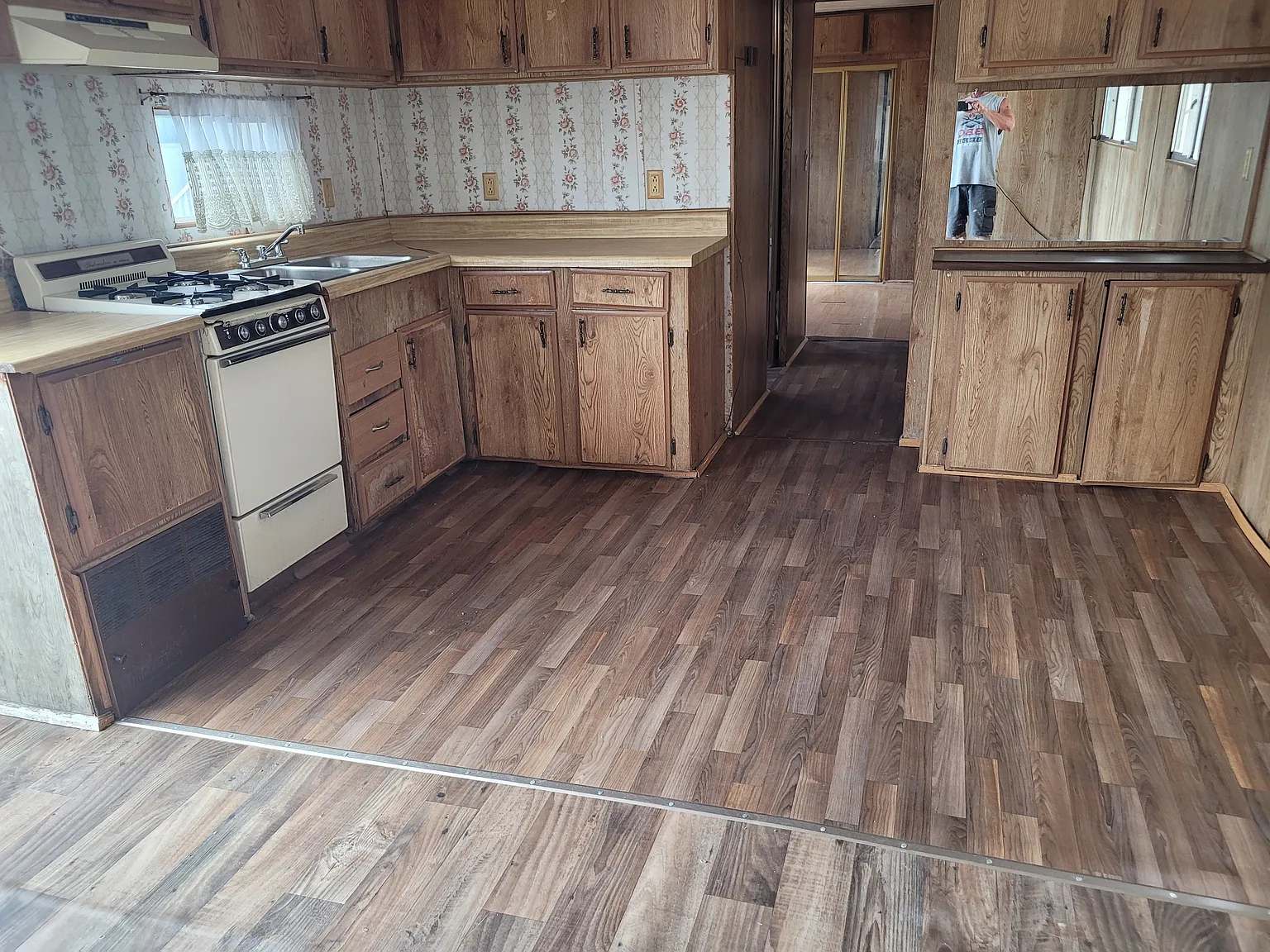 1 bed, $650 — Photo 1