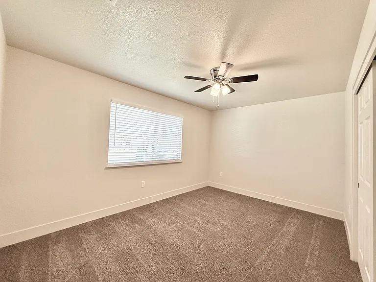 149 W McKenzie Ave — Photo 14