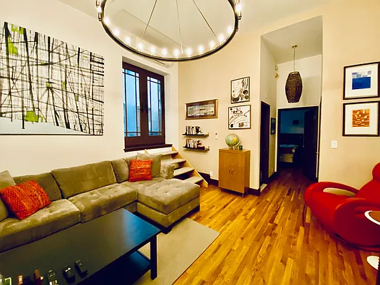 Rented by Compass | media 7