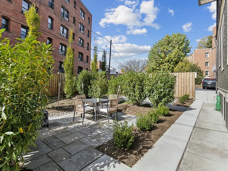 2753 Macomb St NW #1 — Photo 17