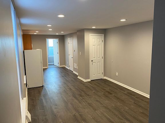 5th image of 1820 E Cambria St Floor 2