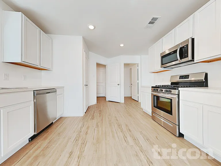 18613 Rosehill Prairie Dr — Photo 6