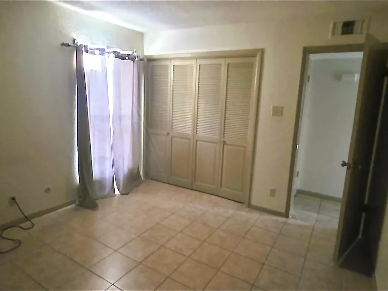 4433 N Stanton St #404 — Photo 11