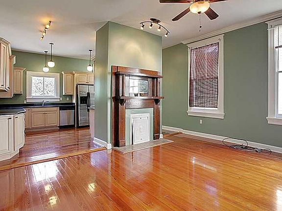 3rd image of 8414-16 Sycamore Pl