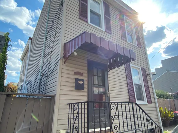 1922 Fox Way, Pittsburgh, PA 15203