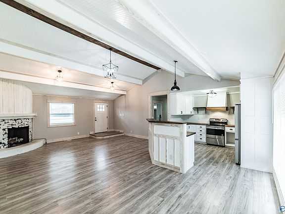 5th image of 8303 Bailey Cove Rd SE