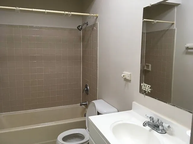 901 N Pennsylvania Ave #B — Photo 3