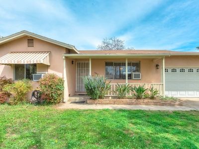 1262 Michigan Ave, Beaumont, CA, 92223