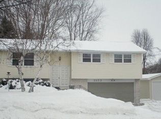 3173 Humboldt Rd, Green Bay, WI 54311