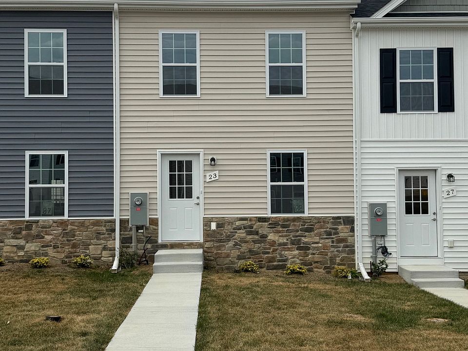 1st image of 23 Snowdrop Ct