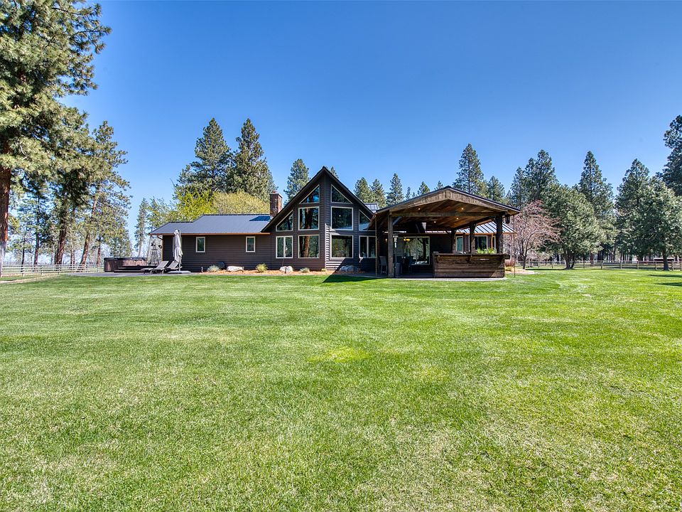 1st image of 229 Camas Creek Loop