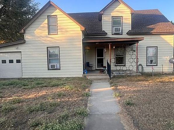 319 E Main St
