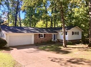 141 Patsy Dr, Florence, AL 35633