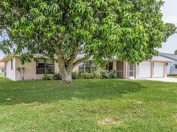 2nd image of 4073 Palo Verde Dr