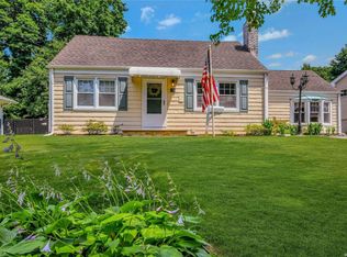 190 Soundview Rd, Huntington, NY 11743