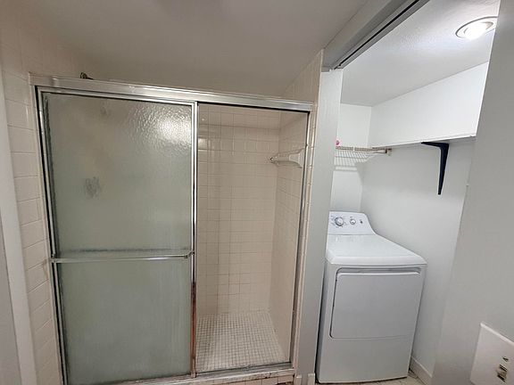 3rd image of 37 Lake Arbor Dr