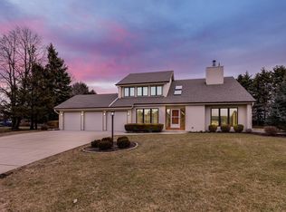 4025 Wickford Pl, Racine, WI 53405