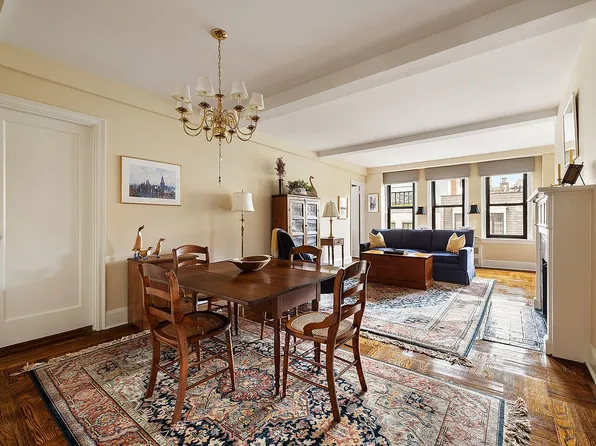 151 E 83rd St APT 6D, New York, NY 10028