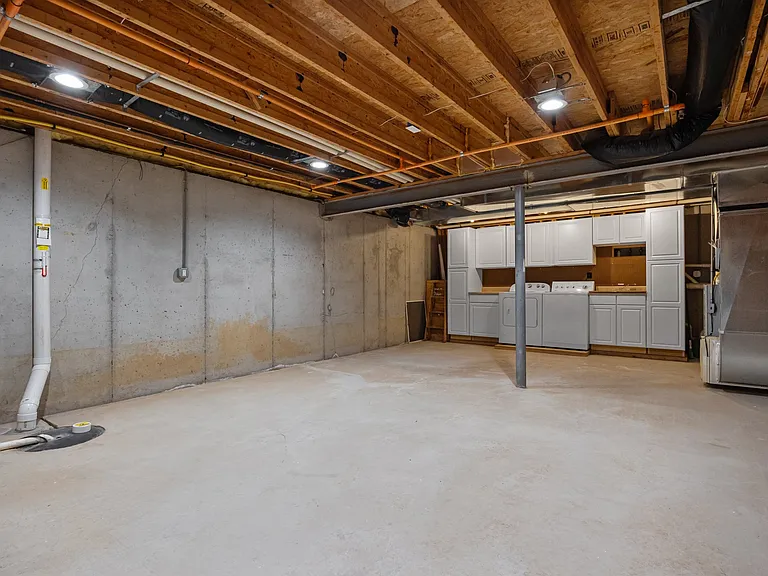 115 Goldfinch Ct #237 — Photo 25