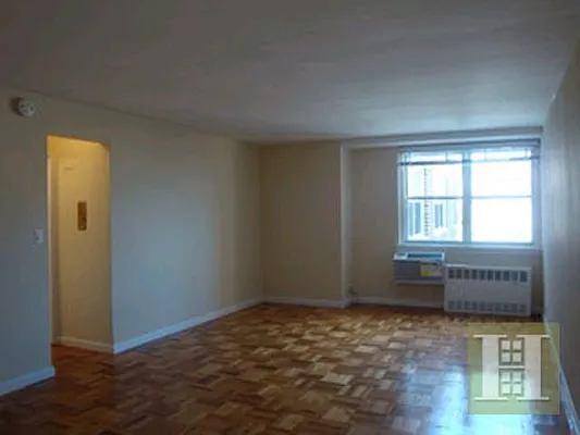 Rented by Halstead Real Estate | media 13