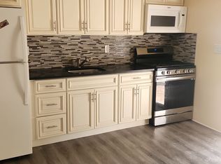 (Undisclosed Address), West Babylon, NY 11704