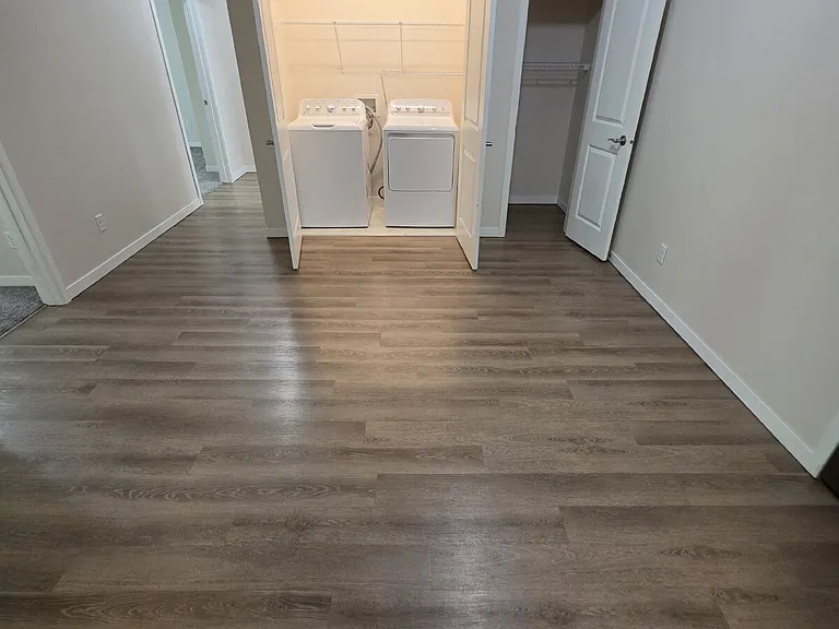 1415 Center Point Rd NE #307 — Photo 3