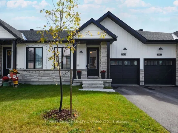 244 Hampshire Pl, Ottawa, ON K2S 2T7