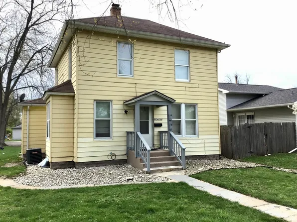 2406 Gilead Ave, Zion, IL 60099