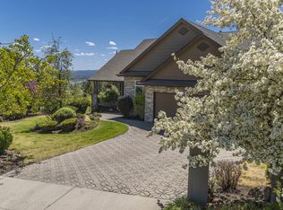 1154 NW Redfield Cir, Bend, OR 97703