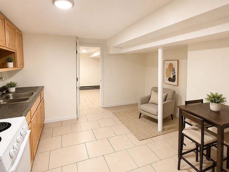 191A Vernon Ave #B — Photo 2