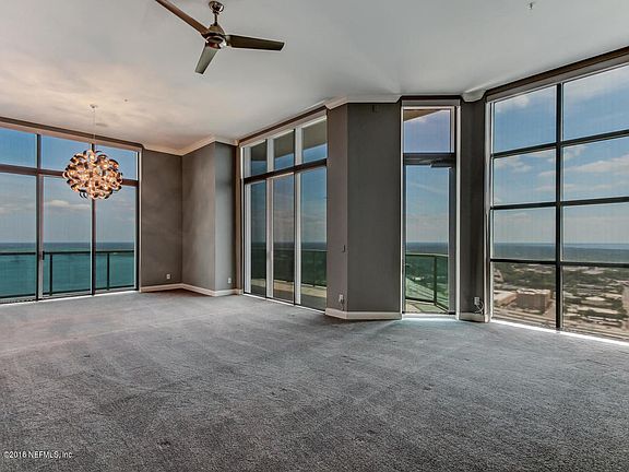 2nd image of 1431 Riverplace Blvd #3704