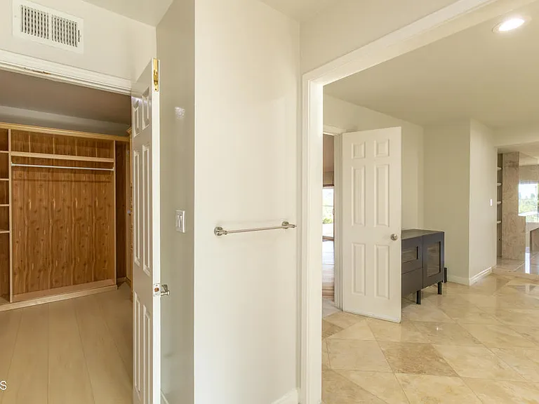 1212 Arno Dr — Photo 36
